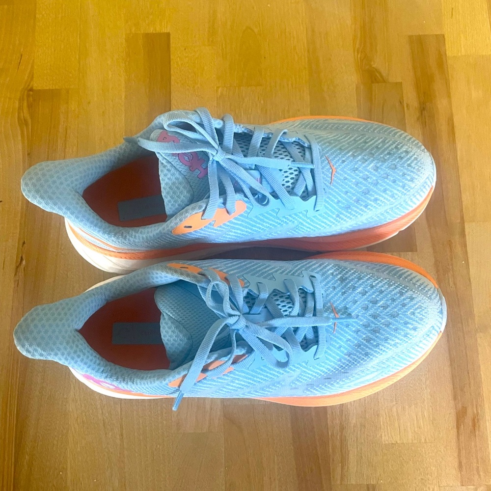 Women’s Hoka Clifton 9